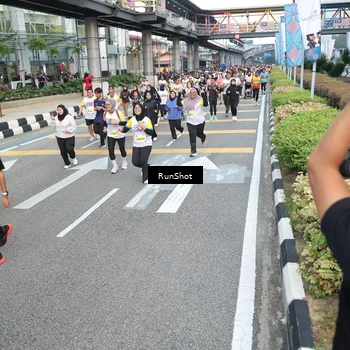 Runner Photo 4527999