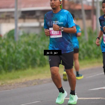Runner Photo 4528037