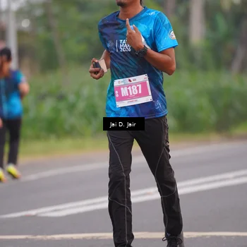 Runner Photo 4528046