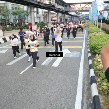 Runner Photo 4528062