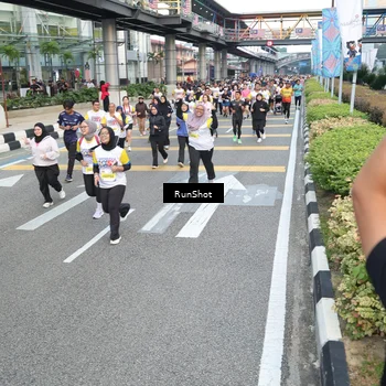 Runner Photo 4528068