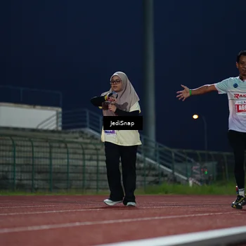 Runner Photo 4528117