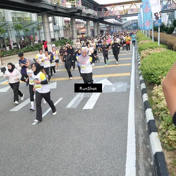 Runner Photo 4528120