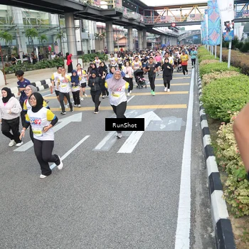 Runner Photo 4528149