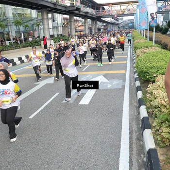 Runner Photo 4528171