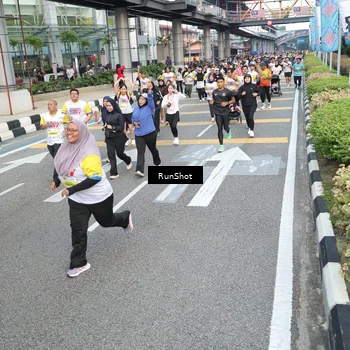 Runner Photo 4528317