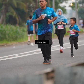 Runner Photo 4528347