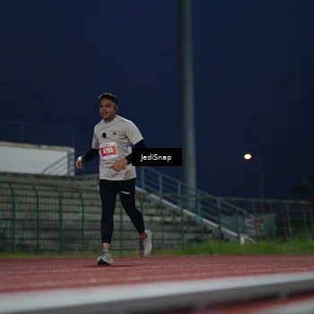 Runner Photo 4528350