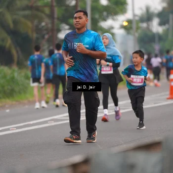 Runner Photo 4528362