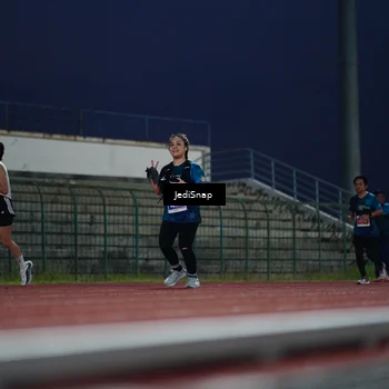 Runner Photo 4528413