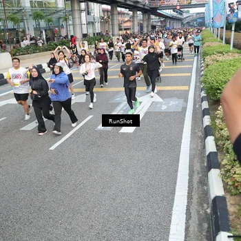Runner Photo 4528421
