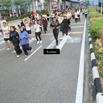 Runner Photo 4528427