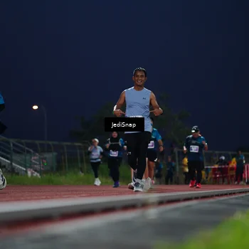 Runner Photo 4528449