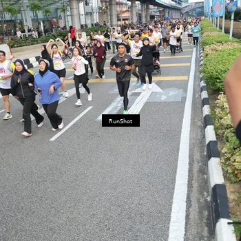 Runner Photo 4528452
