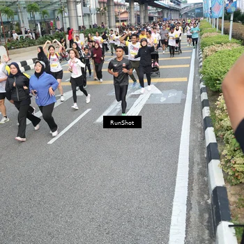 Runner Photo 4528455