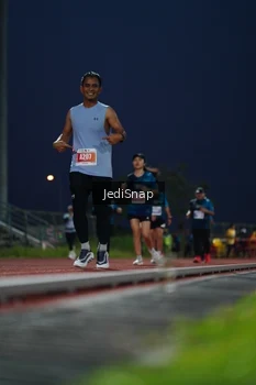 Runner Photo 4528462