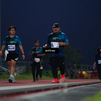 Runner Photo 4528538