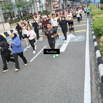 Runner Photo 4528545