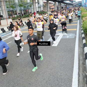 Runner Photo 4528612
