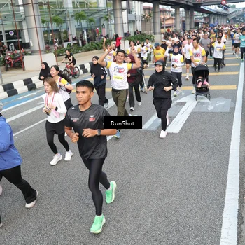 Runner Photo 4528638