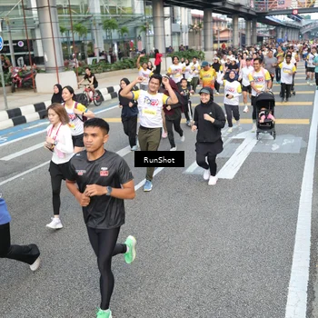 Runner Photo 4528648