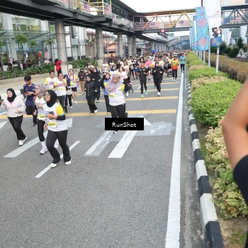 Runner Photo 4528655