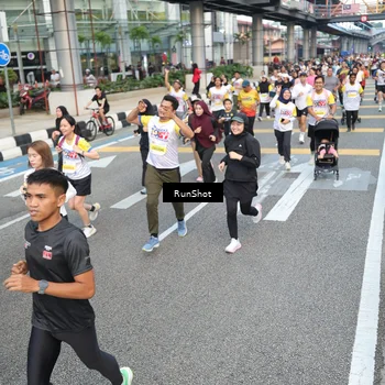 Runner Photo 4528676