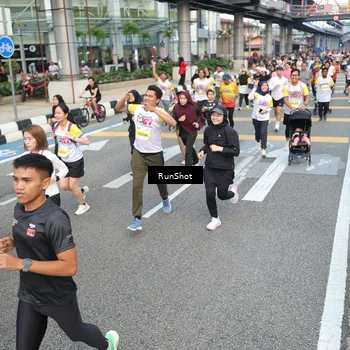 Runner Photo 4528687