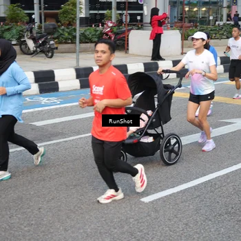 Runner Photo 4528752