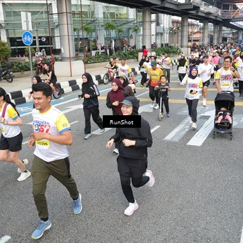 Runner Photo 4528788