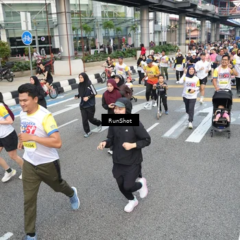 Runner Photo 4528794
