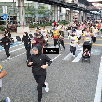 Runner Photo 4528800