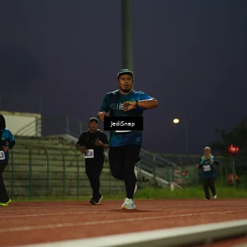 Runner Photo 4528915