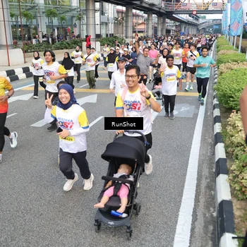 Runner Photo 4529017