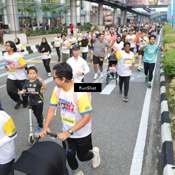 Runner Photo 4529055