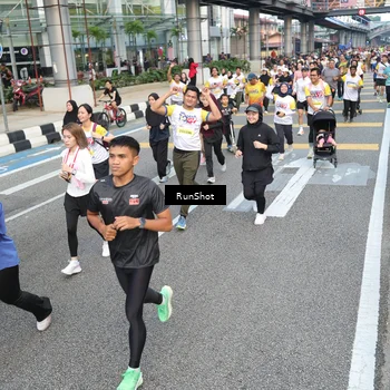 Runner Photo 4529097