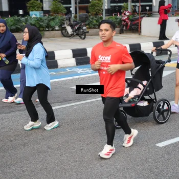 Runner Photo 4529100