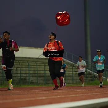 Runner Photo 4529118