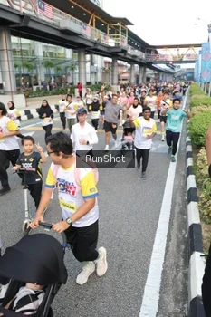 Runner Photo 4529120