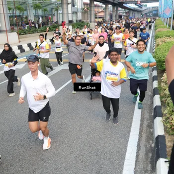 Runner Photo 4529162