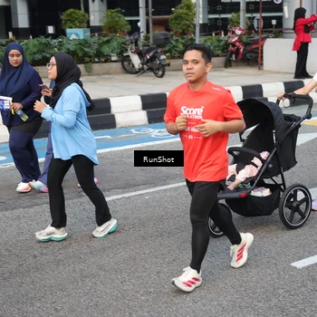 Runner Photo 4529198