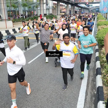 Runner Photo 4529219