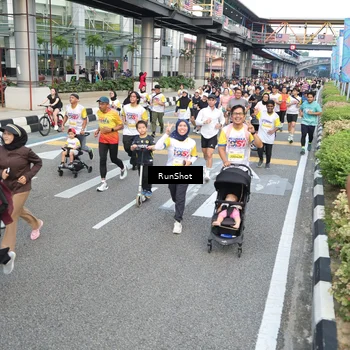 Runner Photo 4529287
