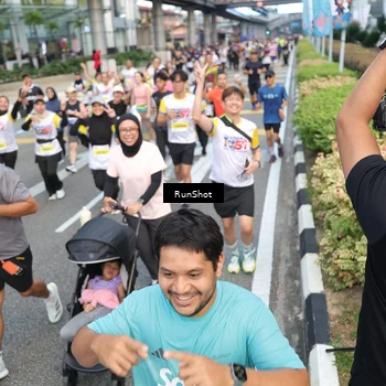 Runner Photo 4529399