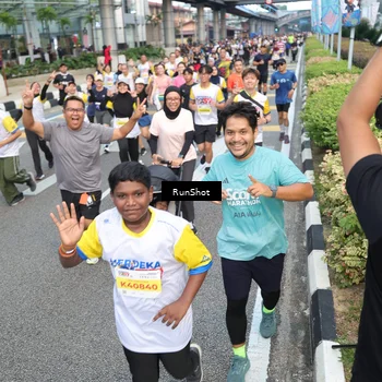 Runner Photo 4529405