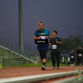 Runner Photo 4529464