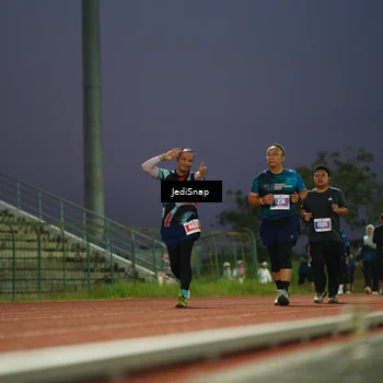 Runner Photo 4529468