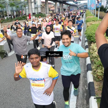 Runner Photo 4529507