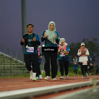 Runner Photo 4529575