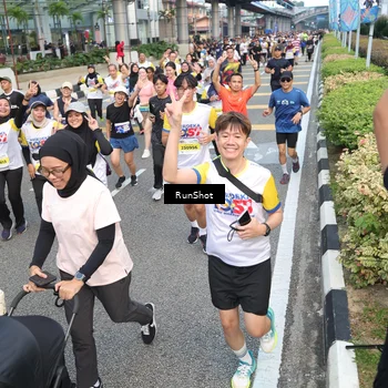 Runner Photo 4529578